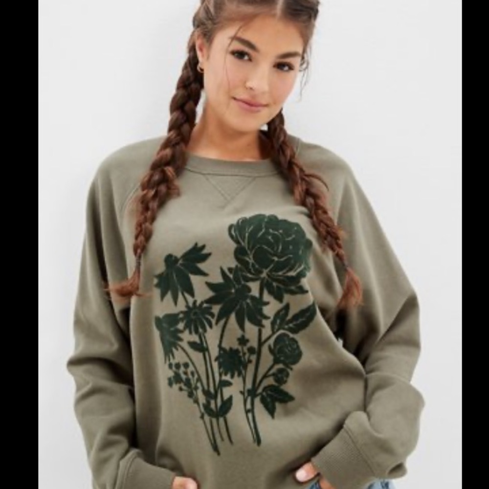 American Eagle Oversized Graphic Sweatshirt Green Floral Crewneck 2022 Style